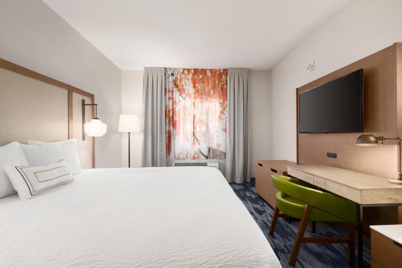 Fairfield Inn Erie Millcreek Mall Экстерьер фото