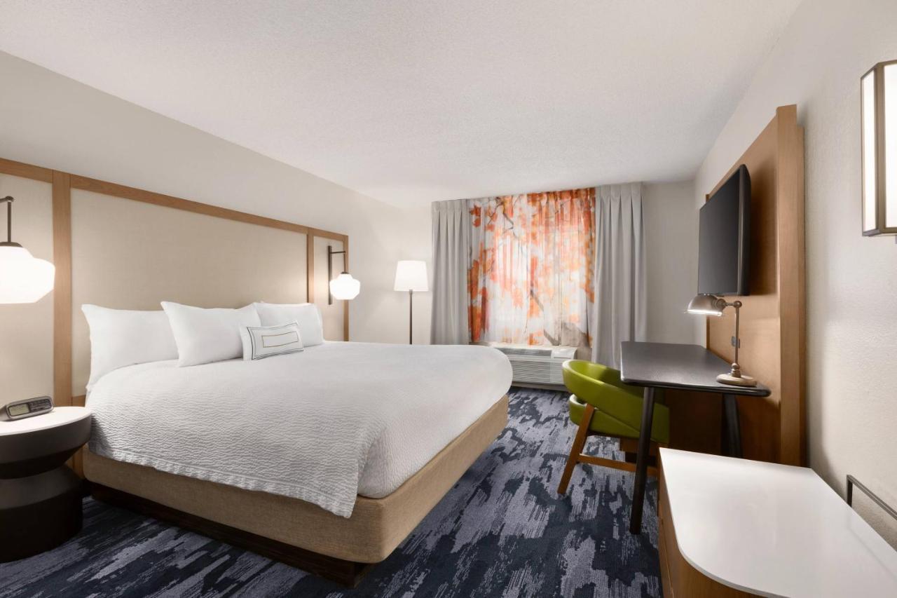 Fairfield Inn Erie Millcreek Mall Экстерьер фото