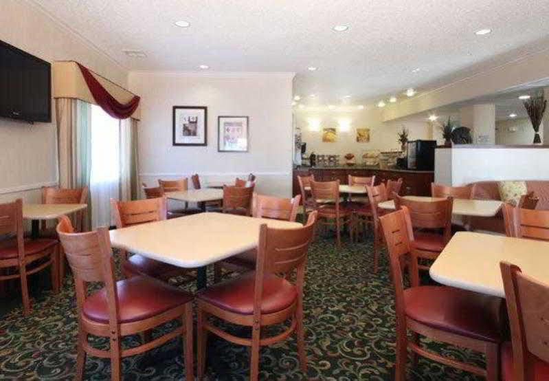 Fairfield Inn Erie Millcreek Mall Экстерьер фото