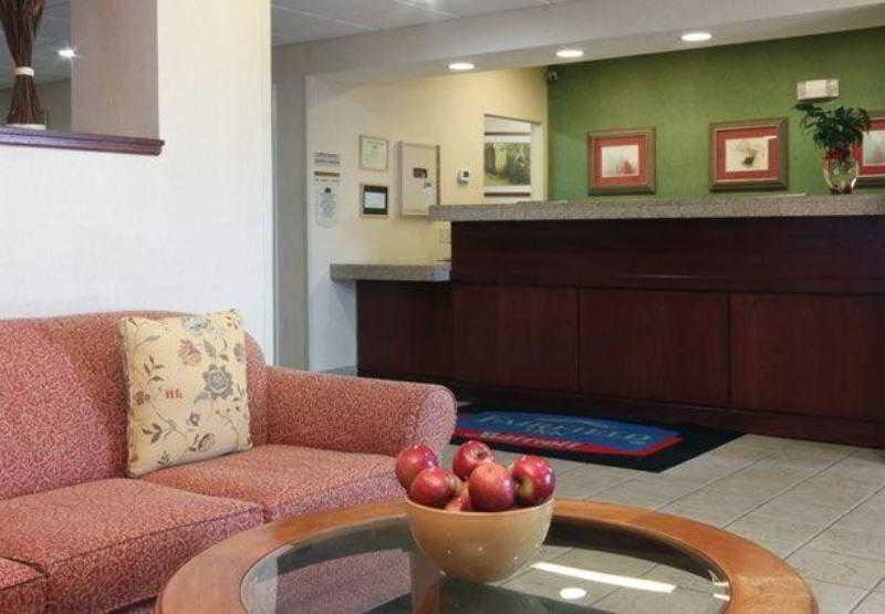 Fairfield Inn Erie Millcreek Mall Экстерьер фото